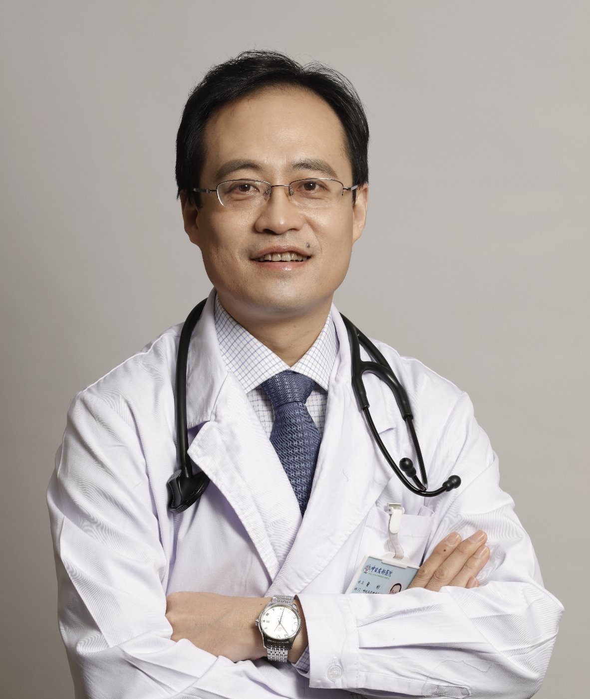 职称：科主任、主任医师